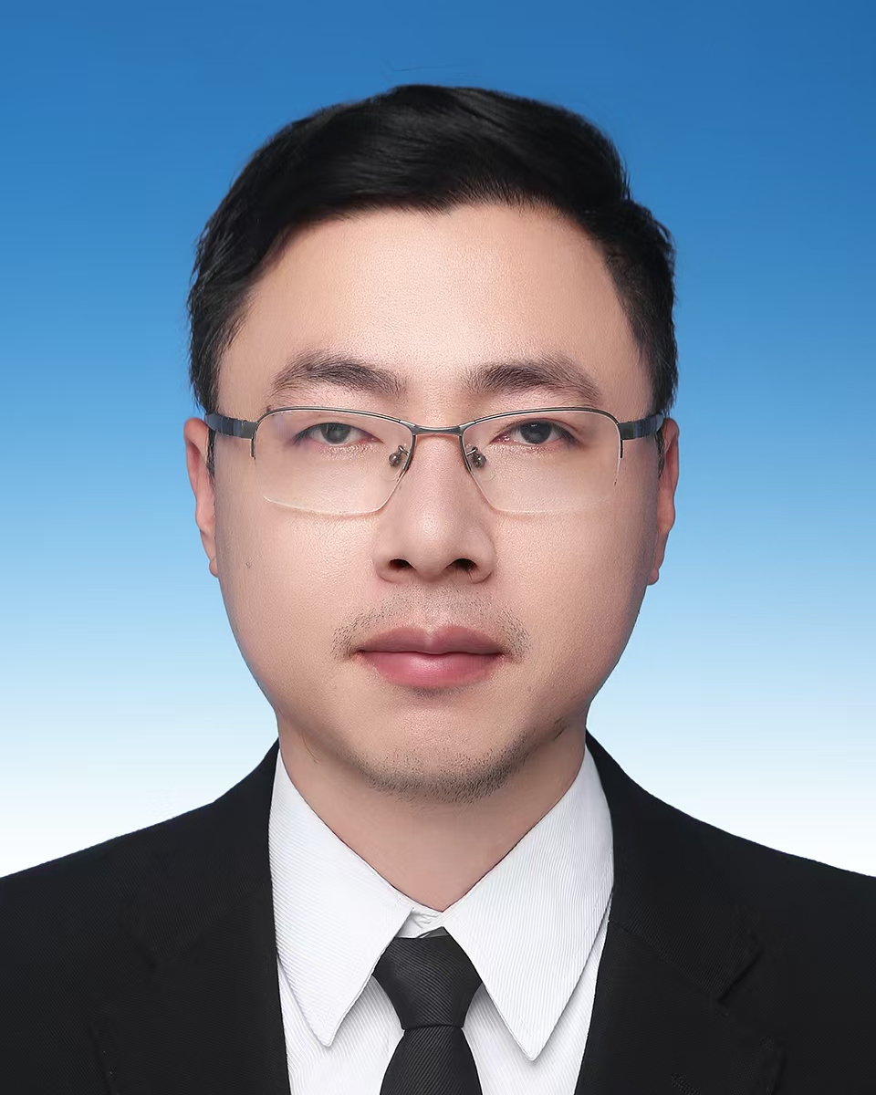 王世挺
領導照片