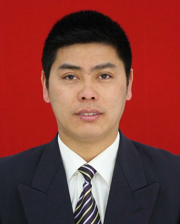 陳明雷
領導照片