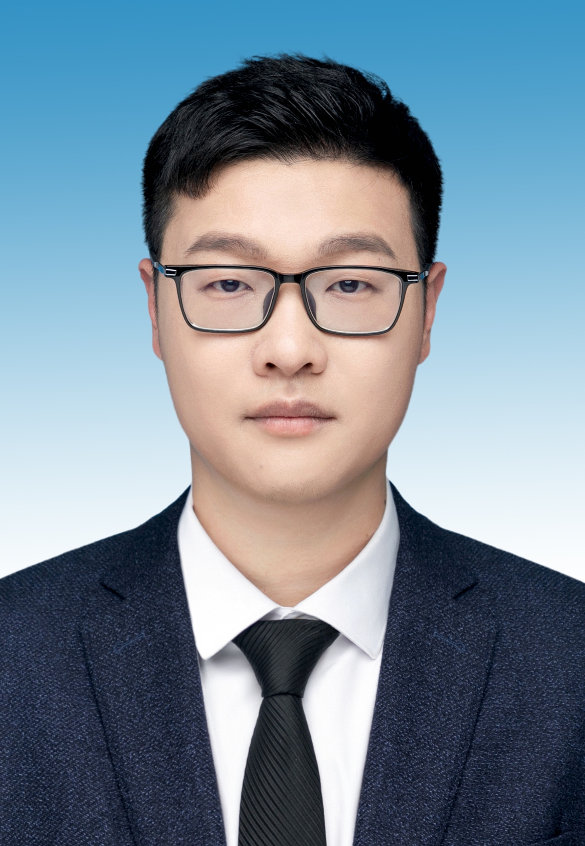 曾逸楠
領(lǐng)導(dǎo)照片