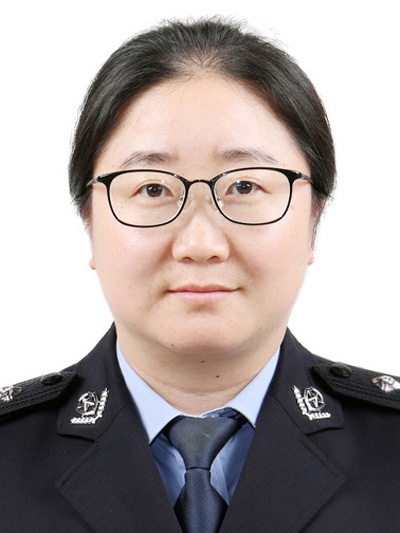 張小燕
領導照片