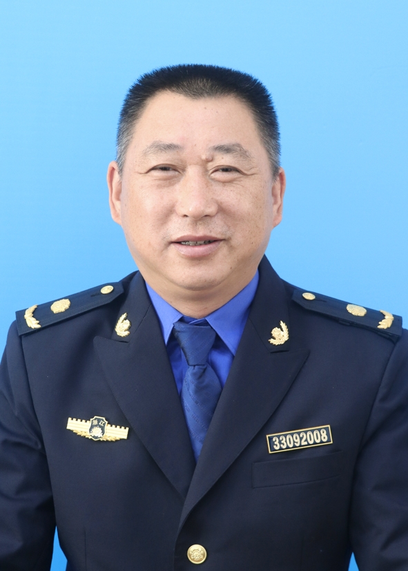 周賢杰
領導照片