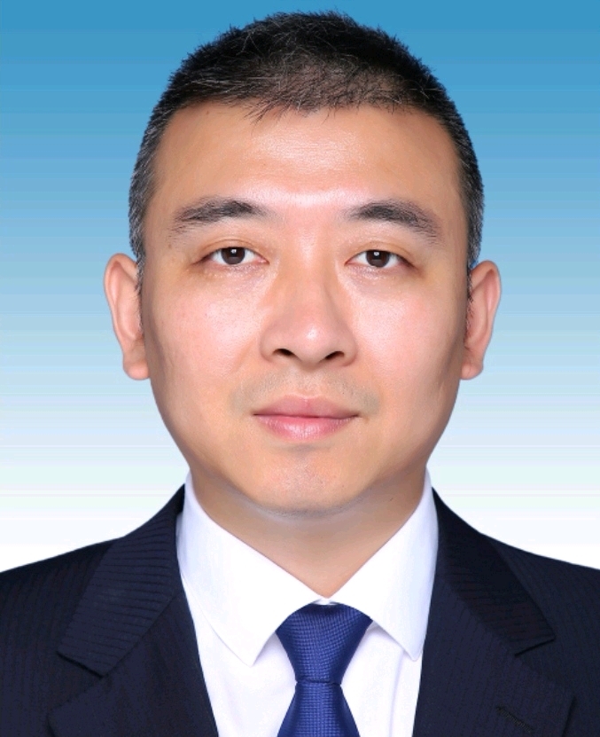 丁俊領導照片