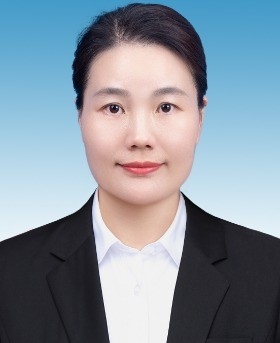 曹丹鳳領導照片