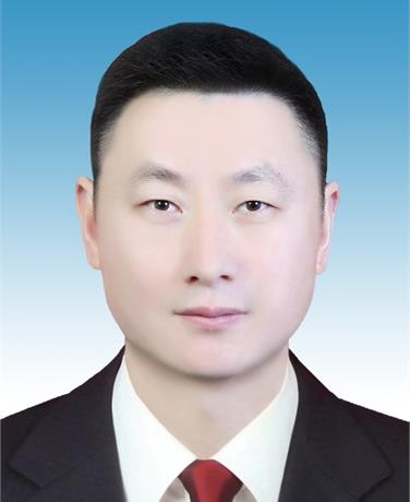 孔龍領導照片